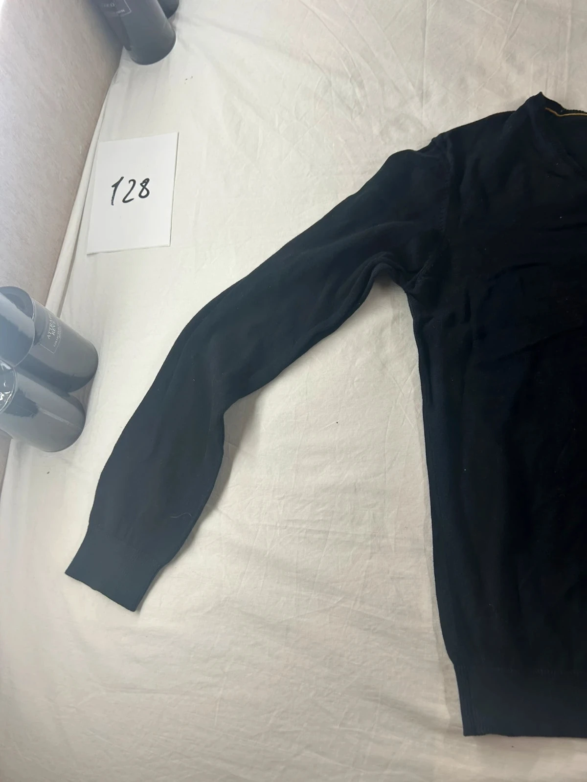 Black V-neck sweater Jules – photo 4